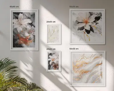 Galeria de parede com estampa floral sobre fundo de mármore