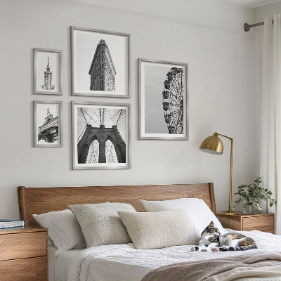 Conjunto de 5 quadros decorativos arquitetura metropolitana em preto e branco