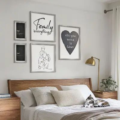 Conjunto de 5 quadros com moldura com tema de valores familiares, amor e proximidade