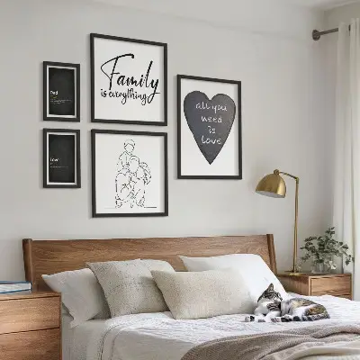 Conjunto de 5 quadros com moldura com tema de valores familiares, amor e proximidade