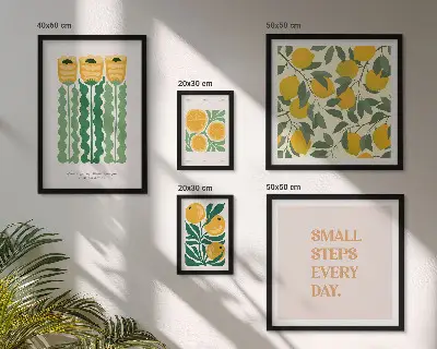 Galeria de parede com estampas de flores cítricas e slogans positivos