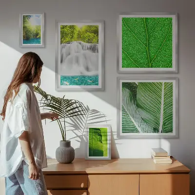 Galeria de quadros para parede com estampa de cachoeiras e palmeiras tropicais
