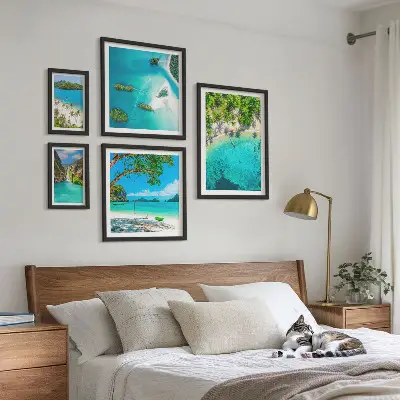 Conjunto de 5 quadros decorativos com tema de praias tropicais e águas paradisíacas