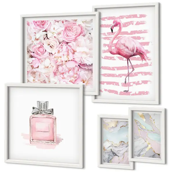 Galeria de parede com detalhes elegantes em rosa e flores de flamingo