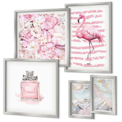 Galeria de parede Elegantes detalhes em rosa com flores de flamingo.