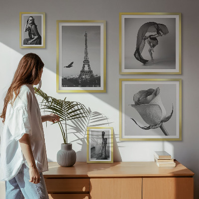 Conjunto de 5 quadros com moldura Elegante Paris em preto e branco