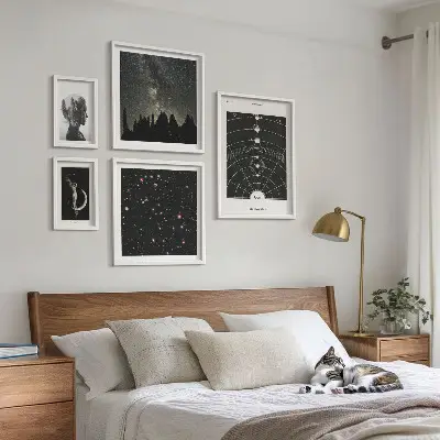 Conjunto de 5 quadros decorativos com tema de inspirações cósmicas da galáxia