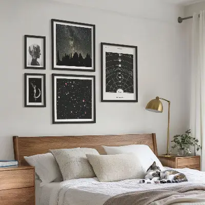 Conjunto de 5 quadros decorativos com tema de inspirações cósmicas da galáxia