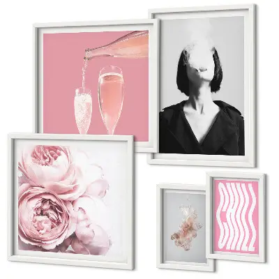 Quadro decorativo mulher fumando com vinho gelado