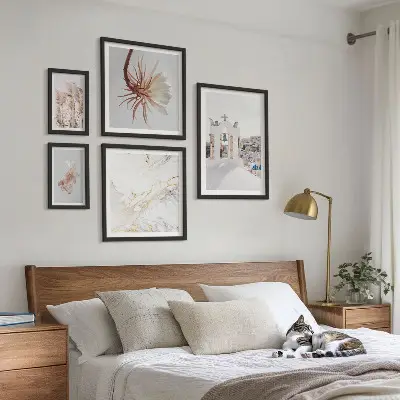 Conjunto de 5 quadros com moldura vistas elegantes com arquitetura e natureza