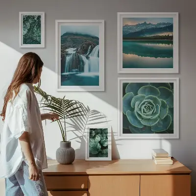 Galeria de parede com plantas verdes, cachoeiras e natureza