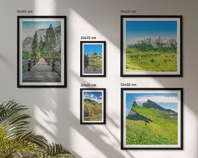 Conjunto de 5 quadros decorativos com paisagens de montanhas e cachoeiras