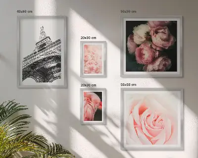 Conjunto de 5 quadros com moldura com tema rosas e Torre Eiffel