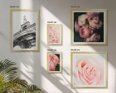 Conjunto de 5 quadros com moldura com tema rosas e Torre Eiffel