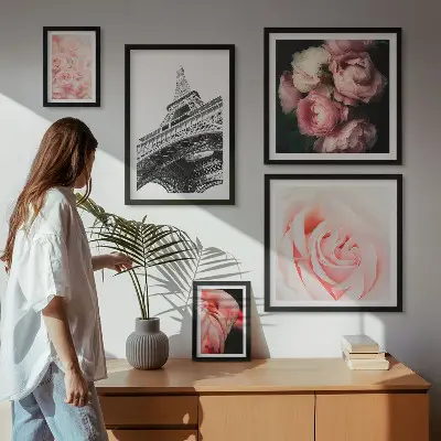 Conjunto de 5 quadros com moldura com tema rosas e Torre Eiffel