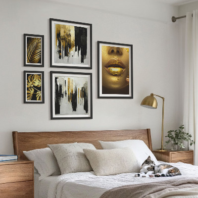 Galeria de parede rostos de plantas em estilo glamour