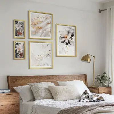 Galeria de parede estampa de mármore floral