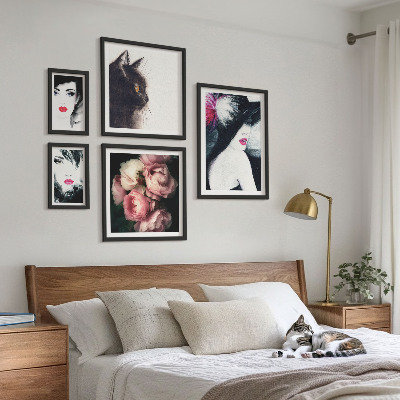 Galeria de parede Retratos elegantes de mulheres com rosas