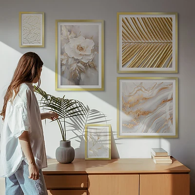 Conjunto de 5 quadros decorativos com motivos florais elegantes
