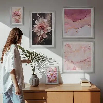 Conjunto de 5 quadros com moldura arranjo floral cor-de-rosa