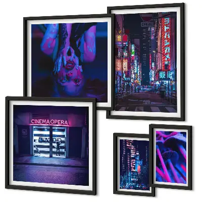 Conjunto de 5 quadros com moldura com paisagens urbanas noturnas iluminadas por néon