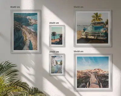 Conjunto de 5 quadros com moldura com estampas de paisagens, viagens, carros e natureza