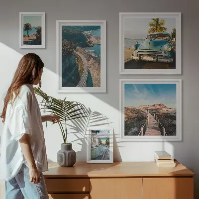 Conjunto de 5 quadros com moldura com estampas de paisagens, viagens, carros e natureza