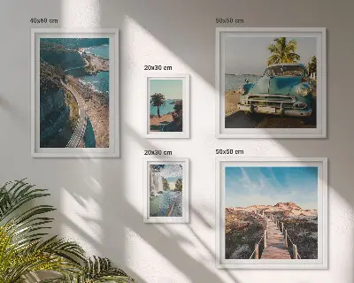 Conjunto de 5 quadros com moldura com estampas de paisagens, viagens, carros e natureza