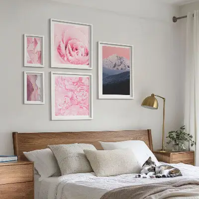 Galeria de quadros para parede com paisagens modernas de flores em tons de cor-de-rosa