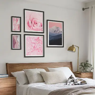 Galeria de quadros para parede com paisagens modernas de flores em tons de cor-de-rosa