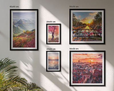 Conjunto de 5 quadros com moldura vistas da natureza urbana nas montanhas