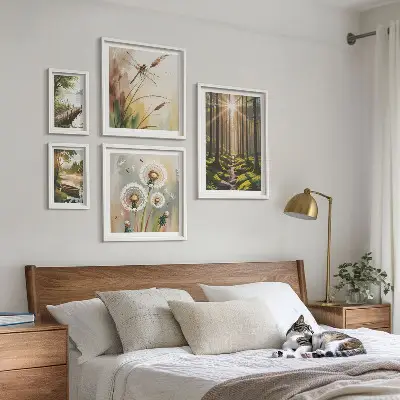 Galeria de parede com paisagens de florestas e natureza