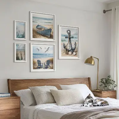 Galeria de quadros para parede com inspirações de estilo praiano