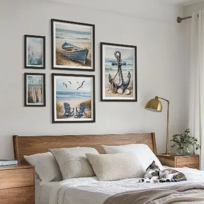 Galeria de quadros para parede com inspirações de estilo praiano