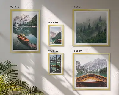Conjunto de 5 quadros decorativos com paisagem de barcos em lagos tranquilos nas montanhas