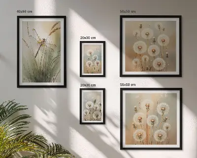 Galeria de parede com motivos florais de libélulas e dentes-de-leão