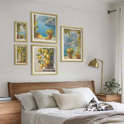 Conjunto de 5 quadros com moldura estampa Toques de limão e mar da Provença