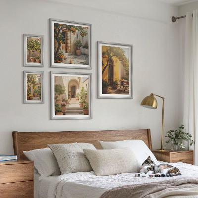 Conjunto de 5 quadros com moldura Ruas encantadoras e alaranjadas