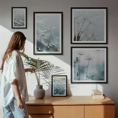 Conjunto de 5 quadros decorativos com motivos vegetais e gotas de água