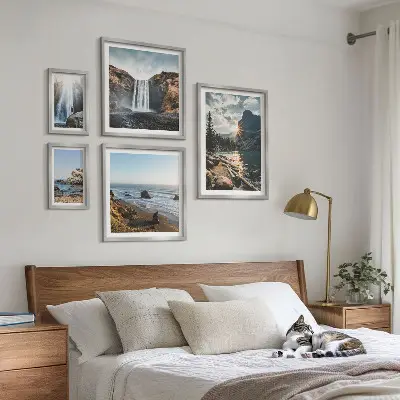 Conjunto de 5 quadros decorativos com estampas de paisagens, cachoeiras e praias