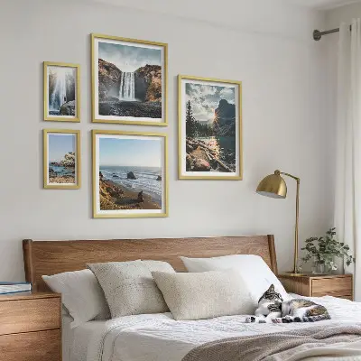 Conjunto de 5 quadros decorativos com estampas de paisagens, cachoeiras e praias