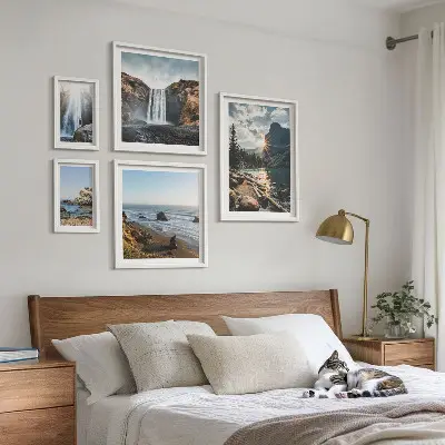 Conjunto de 5 quadros decorativos com estampas de paisagens, cachoeiras e praias