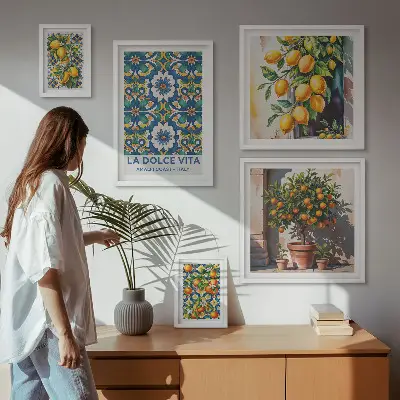 Conjunto de 5 quadros decorativos com estampas italianas de estilo Amalfi e cítricos