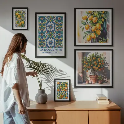 Conjunto de 5 quadros decorativos com estampas italianas de estilo Amalfi e cítricos