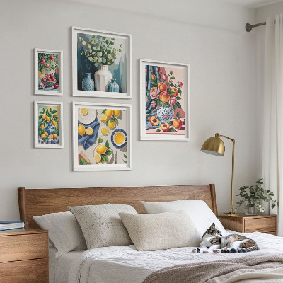 Parede galeria de quadros composições florais de frutas