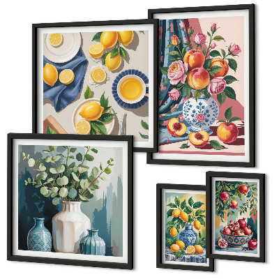 Parede galeria de quadros composições florais de frutas