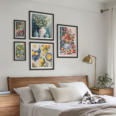 Parede galeria de quadros composições florais de frutas