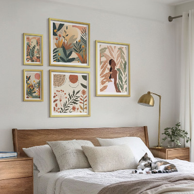 Galeria de parede Estilo boho com figura de planta