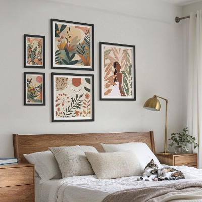 Galeria de parede Estilo boho com figura de planta