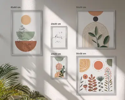 Parede galeria de quadros com estampas geométricas e botânicas elegantes